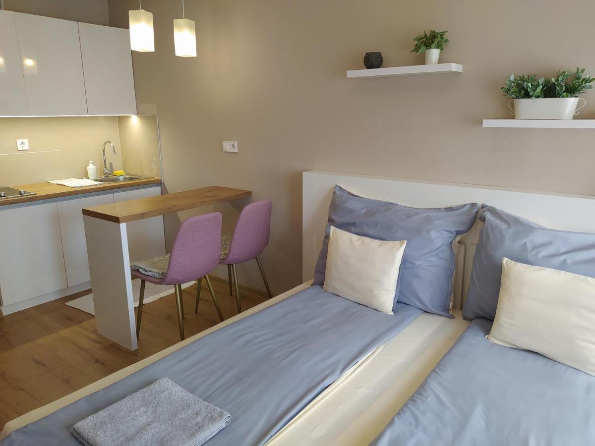 Lia Apartman Apartment Nyiregyhaza Exterior photo